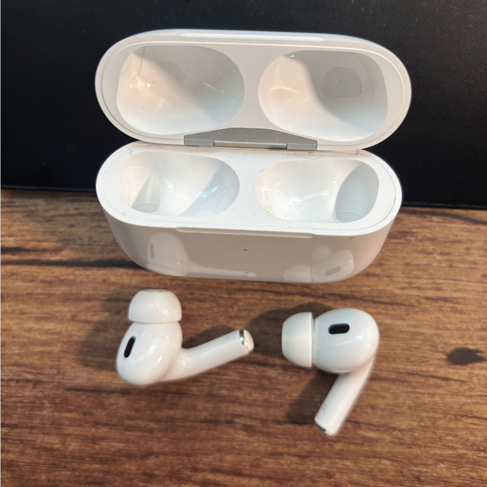 Apple AirPods Pro 2 Wireless Earbuds, Bluetooth Headphones. purchased in June